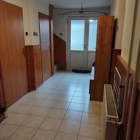 Semesterbostad Zeleny Dom Brezno