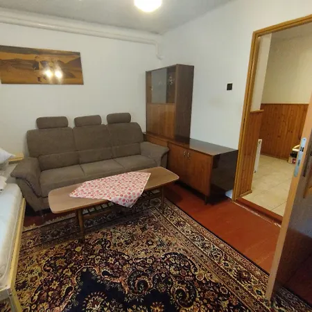 Semesterbostad Zeleny Dom Brezno